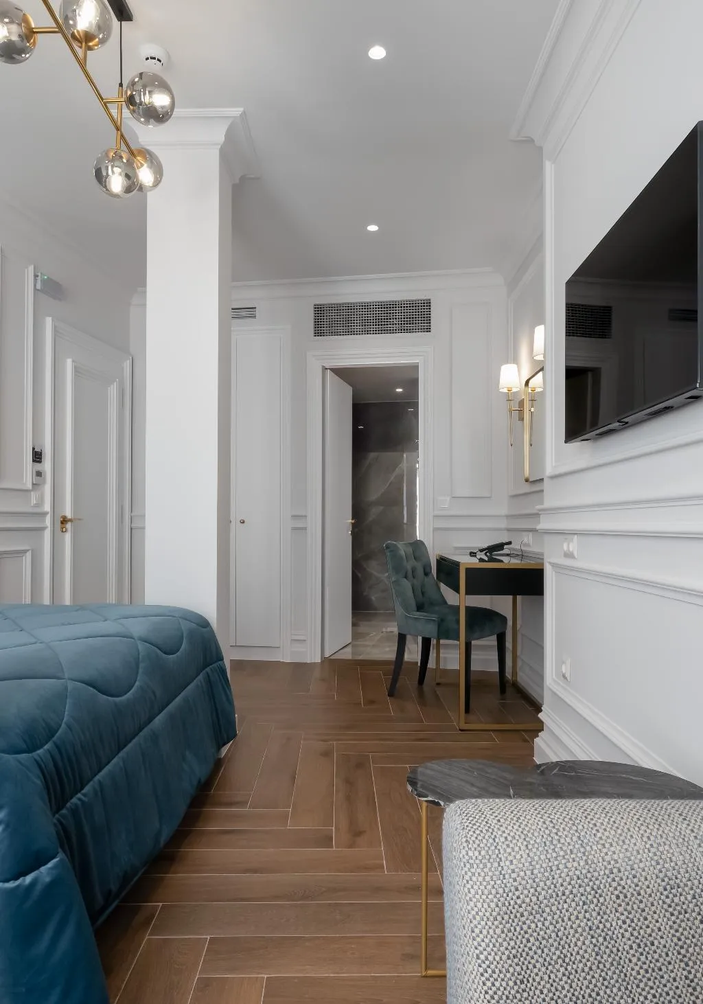 SUITE WITH JACUZZI Room, Praxitelous Luxury Suites, Athens
