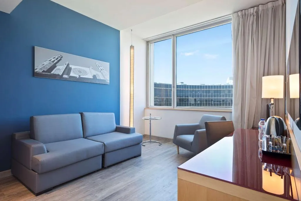 JUNIOR SUITE STANDARD Room, Innside Barcelona Aeropuerto, Barcelona