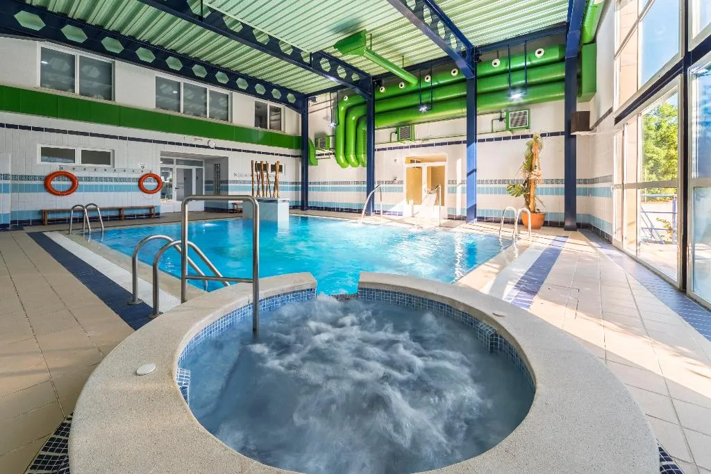 Pool, Hotel Rosaleda del Mijares, Valencia