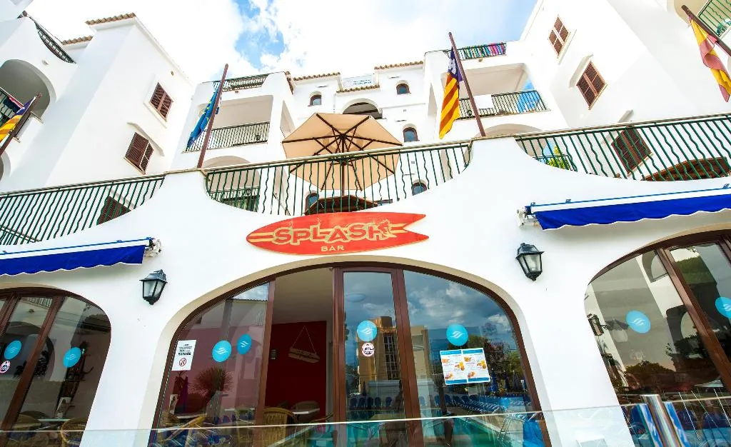 Bar, Flip Flop Surfing Playa Apartments, Majorca