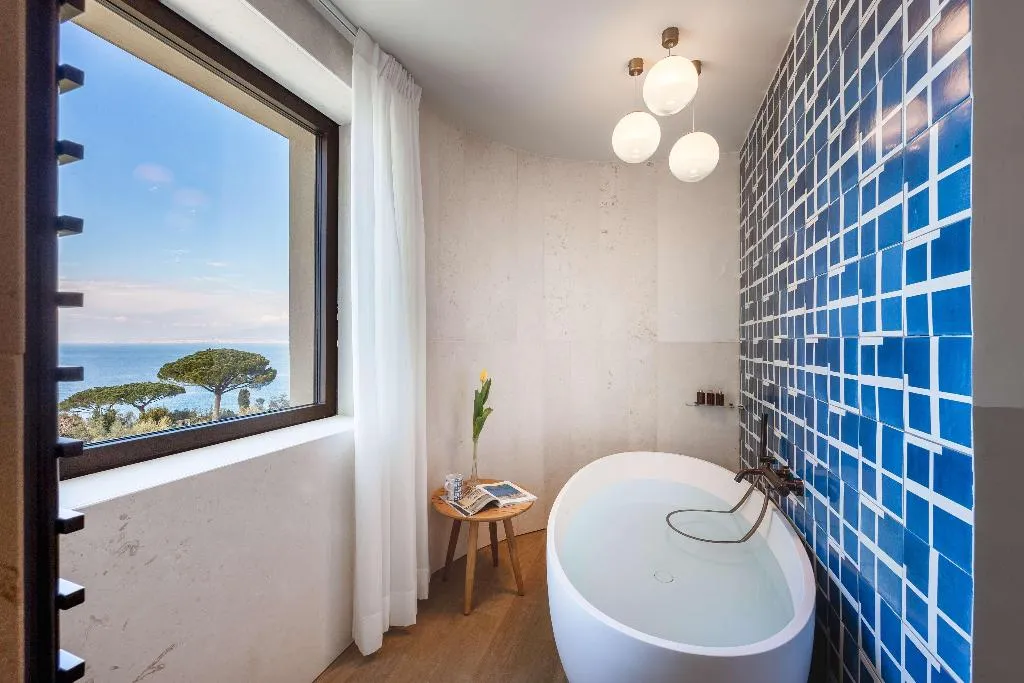 Room, Ara Maris, Naples