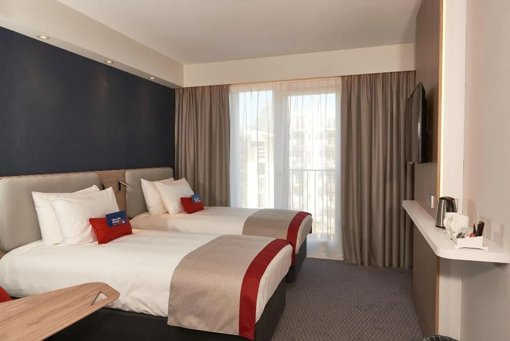 Room STANDARD Room, Holiday Inn Express Amsterdam - City Hall, Amsterdam