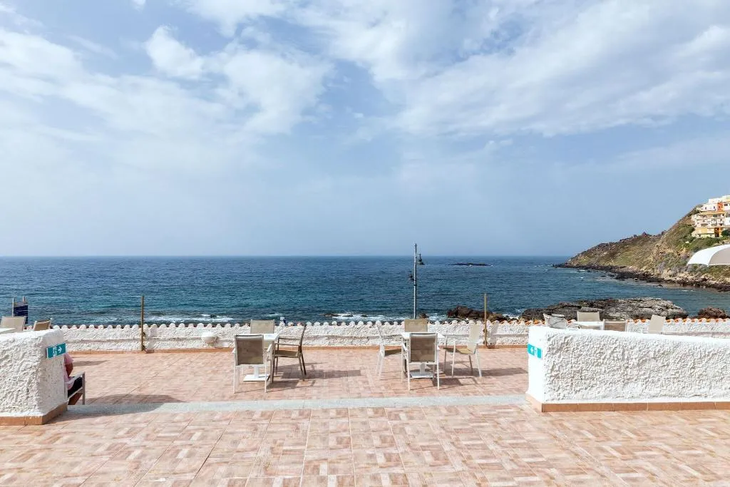 Terrace, Meli, Cagliari