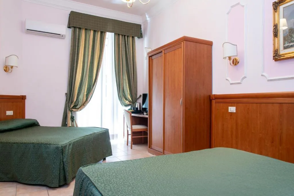 TRIPLE STANDARD Room, Philia, Rome