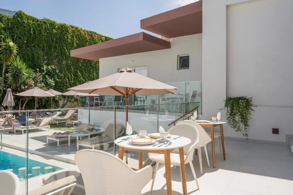 Terrace, Tarra Seaside Hotel, Crete
