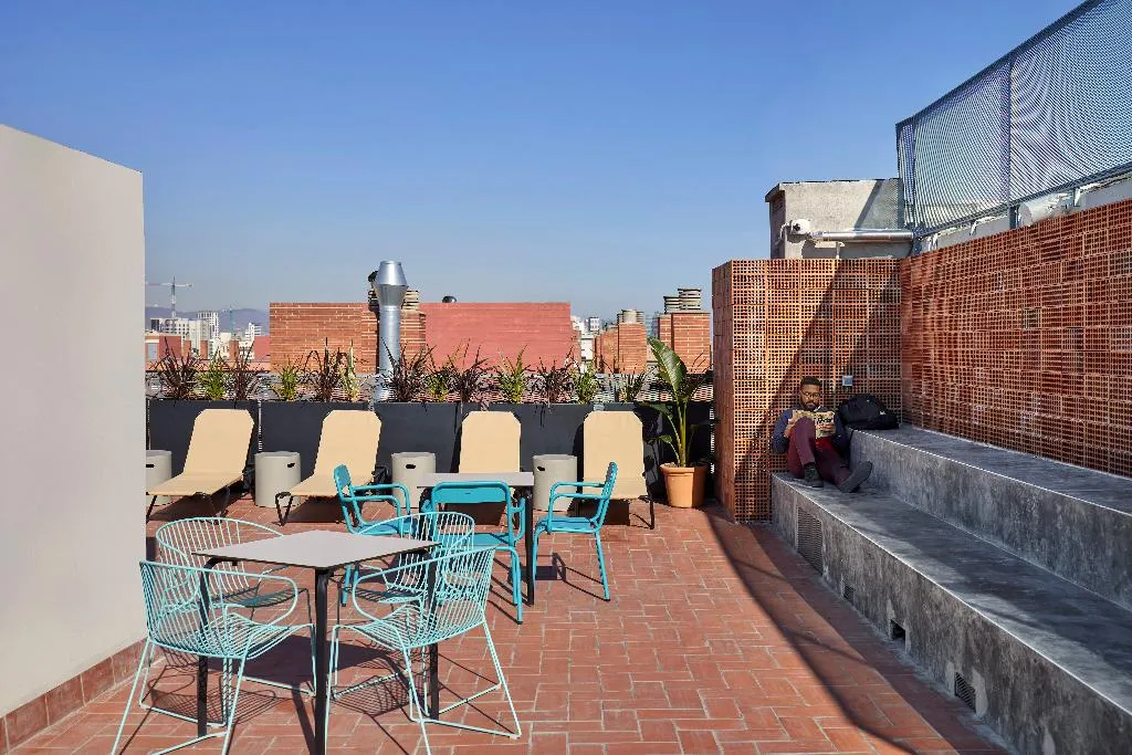 Terrace, Unite Hostel Barcelona, Barcelona