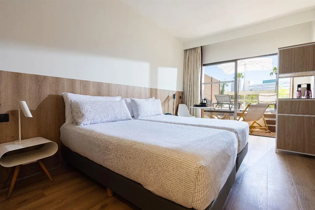 Room POOL VIEW Room, Innside by Melia Alcudia, Majorca