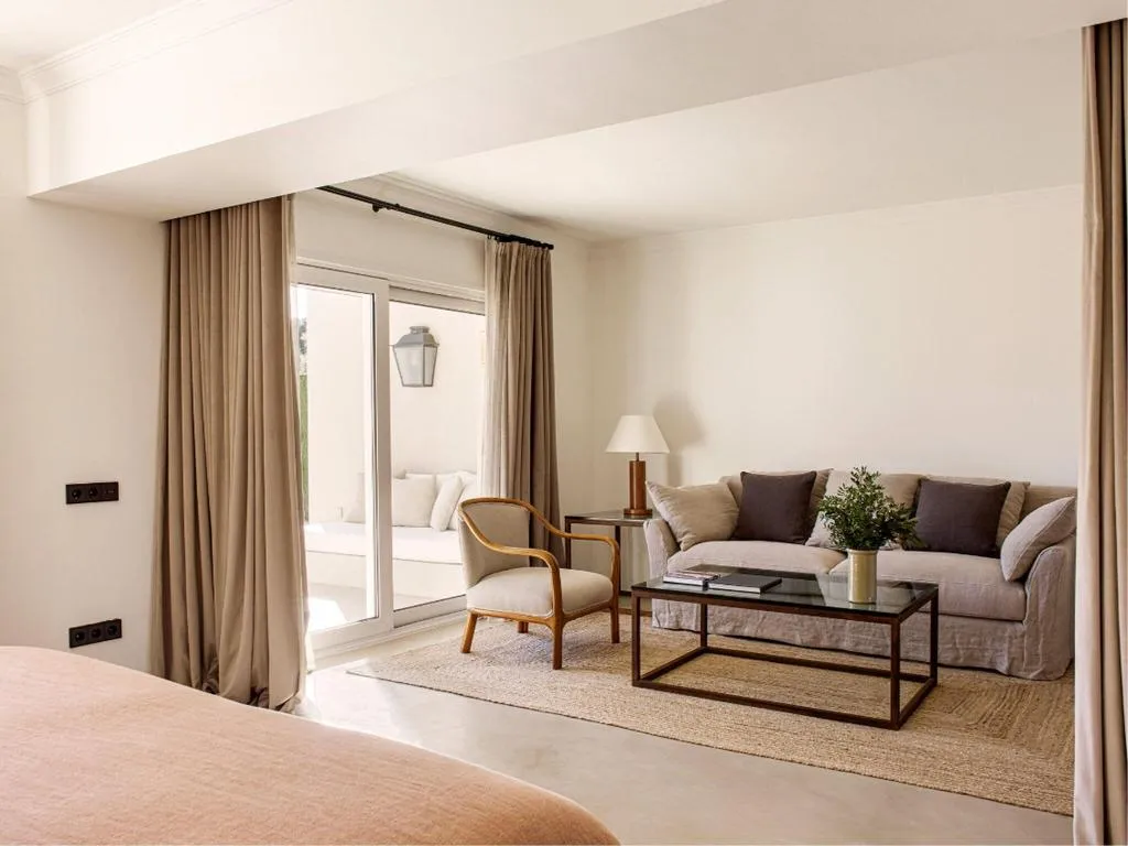 Room, Mas de Torrent, Costa Brava