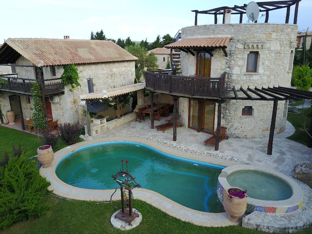 VILLA TWO BEDROOMS WITH PRIVATE POOL Room, Fruit Garden Villas, Halkidiki