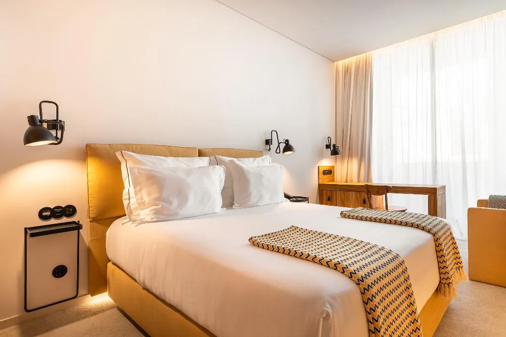 Double or Twin STANDARD Room, 3Hb Faro, Algarve