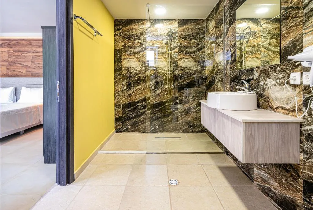 Room, Bamboo Suites, Rhodes