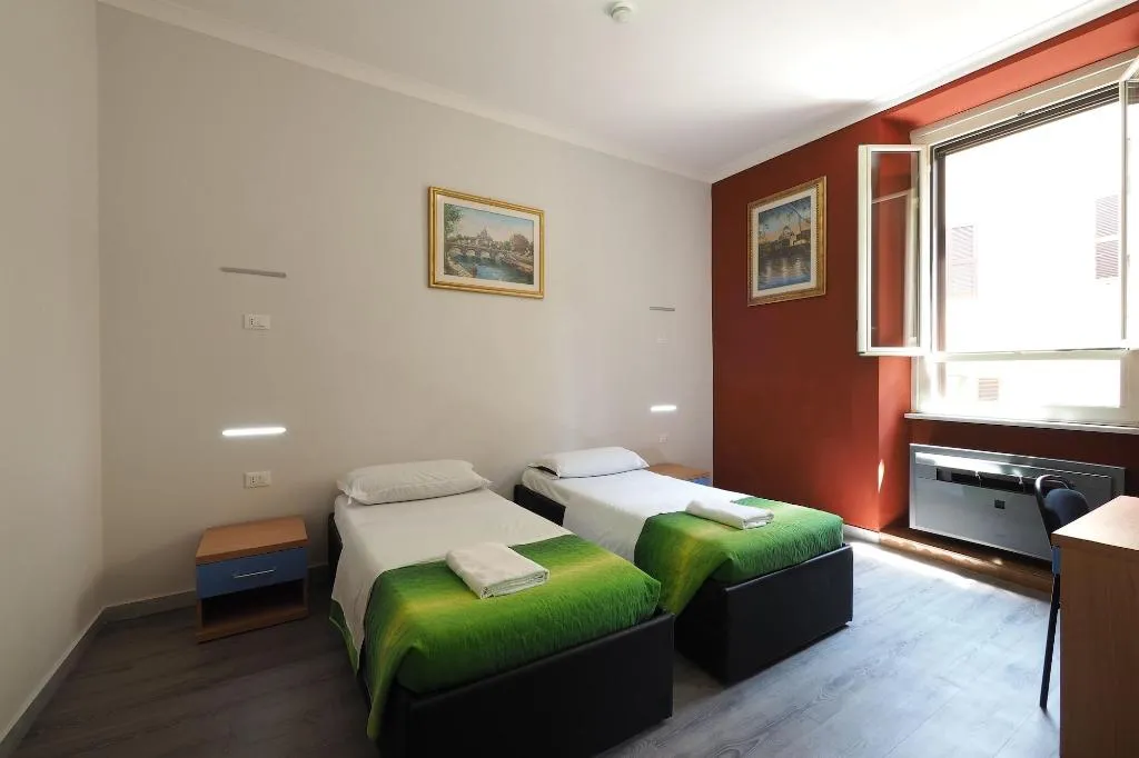 Room, Alessandro Downtown Hostel, Naples