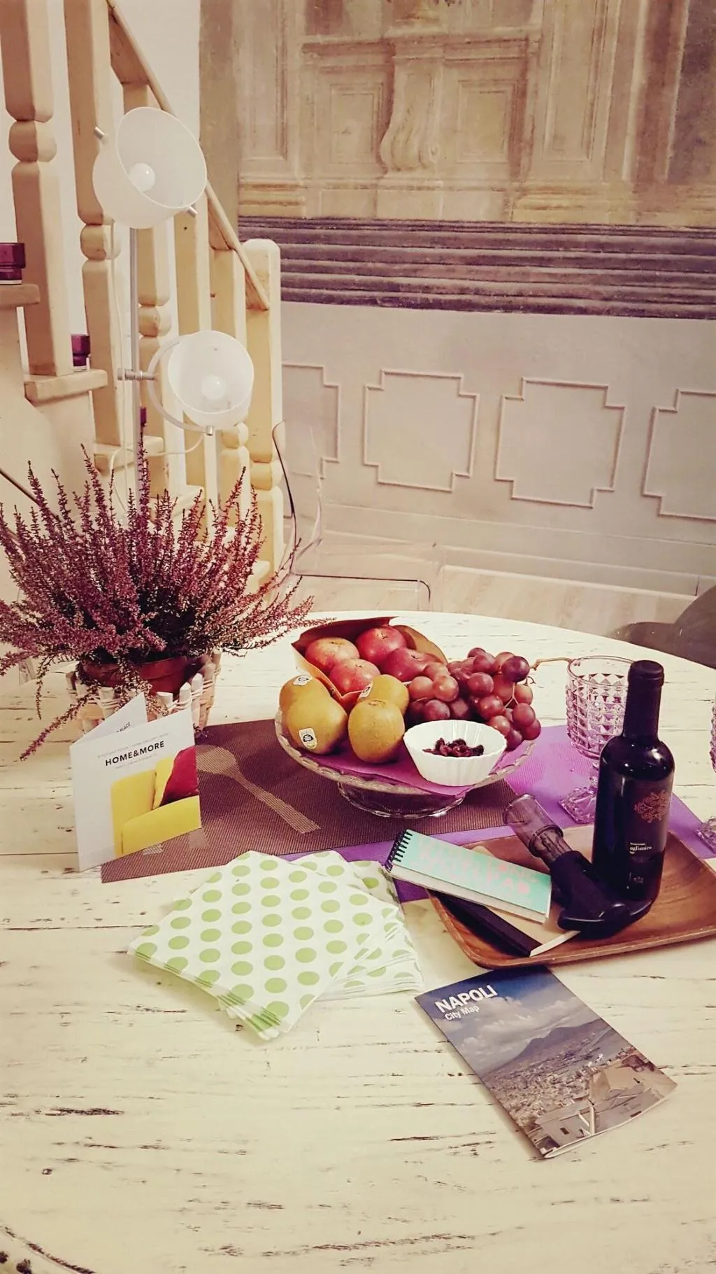 Room, Home&More, Naples