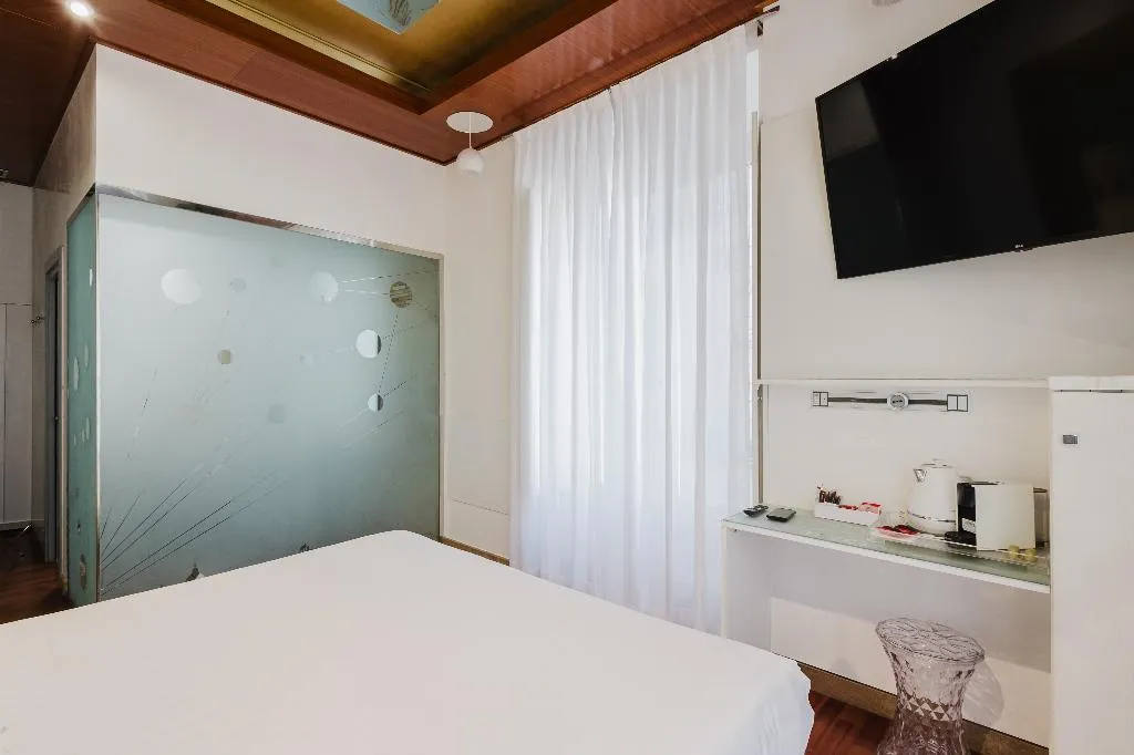 DOUBLE DELUXE Room, Hotel Trecento, Rome