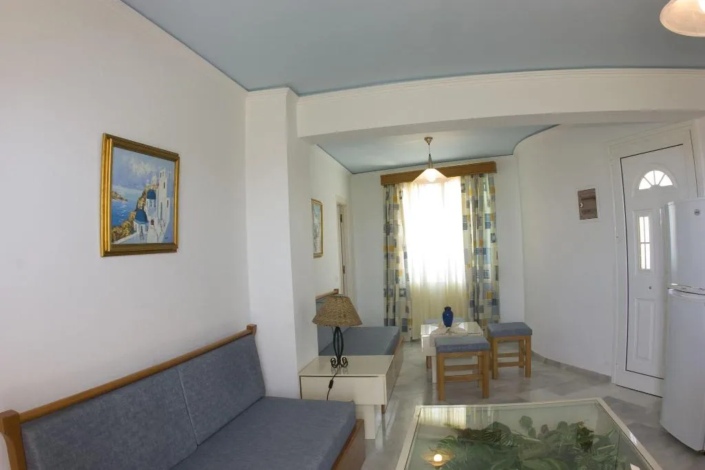 Room, Futura, Crete
