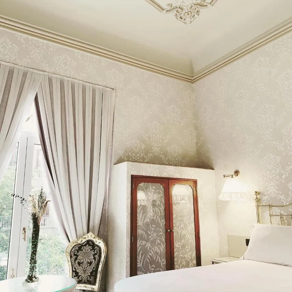 DOUBLE SUPERIOR Room, Continental Palacete Hotel, Barcelona
