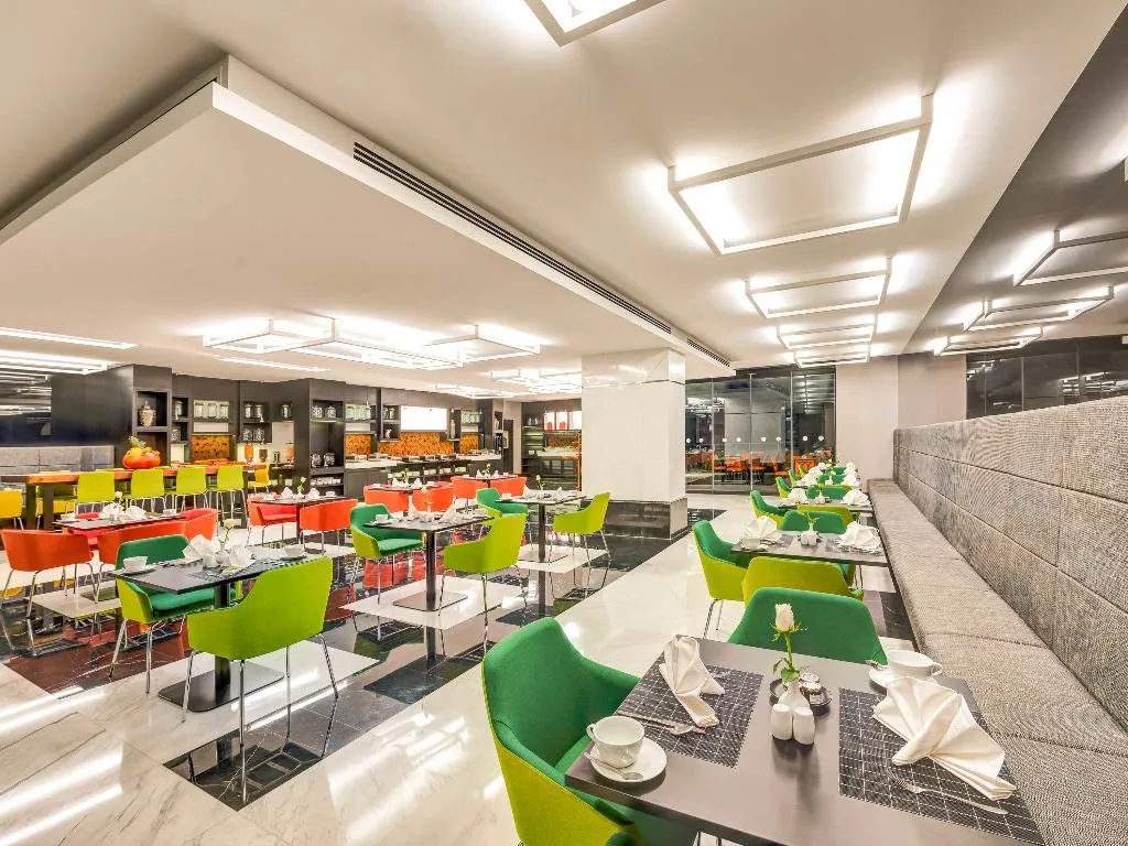 Restaurant, Novotel Sharjah Expo Centre, Dubai