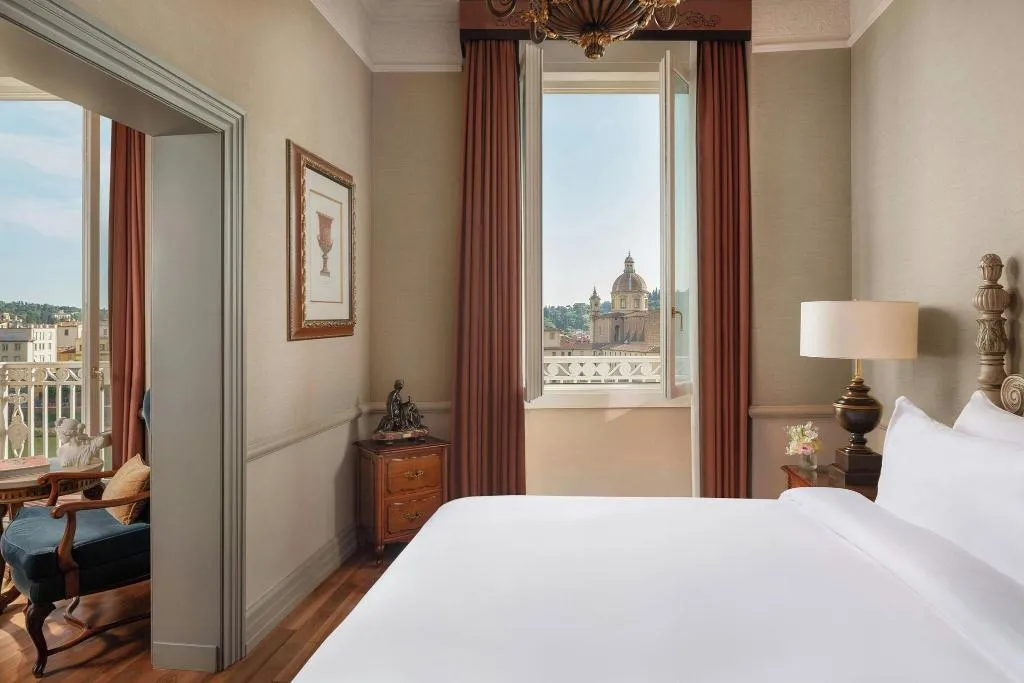 JUNIOR SUITE RIVER VIEW Room, The Westin Excelsior, Florence