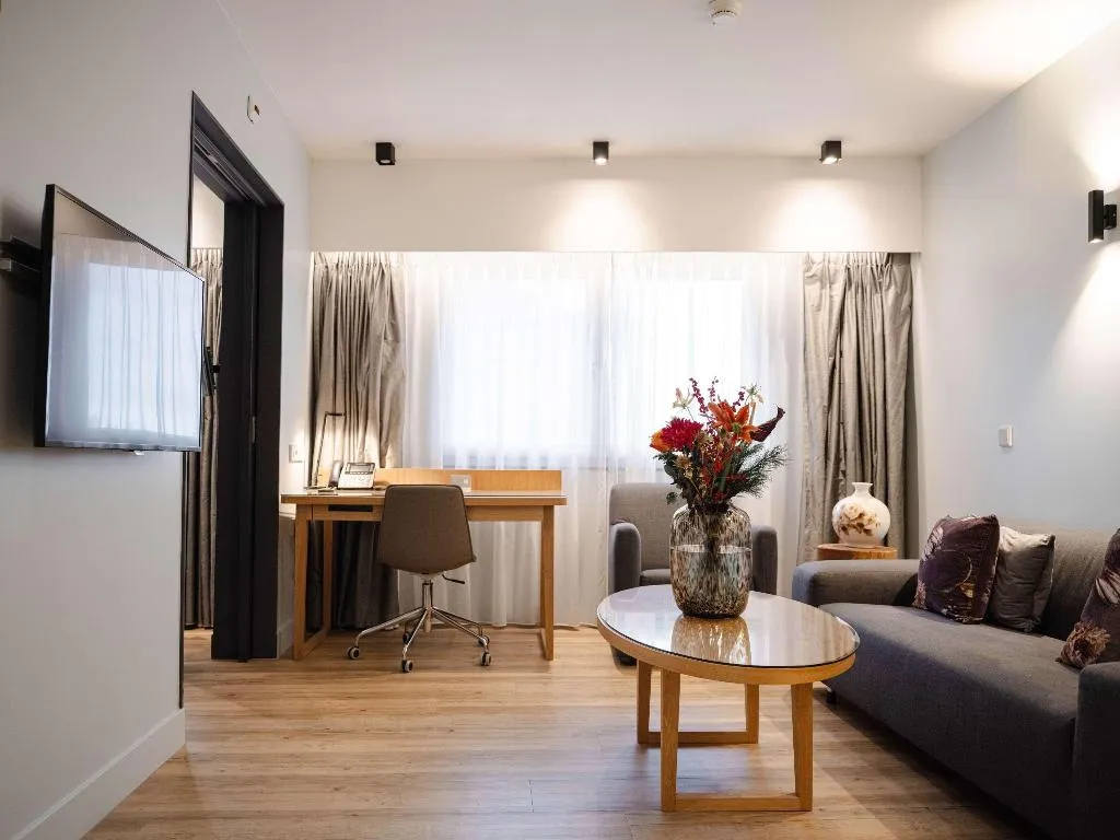 Room, Swissotel Amsterdam, Amsterdam