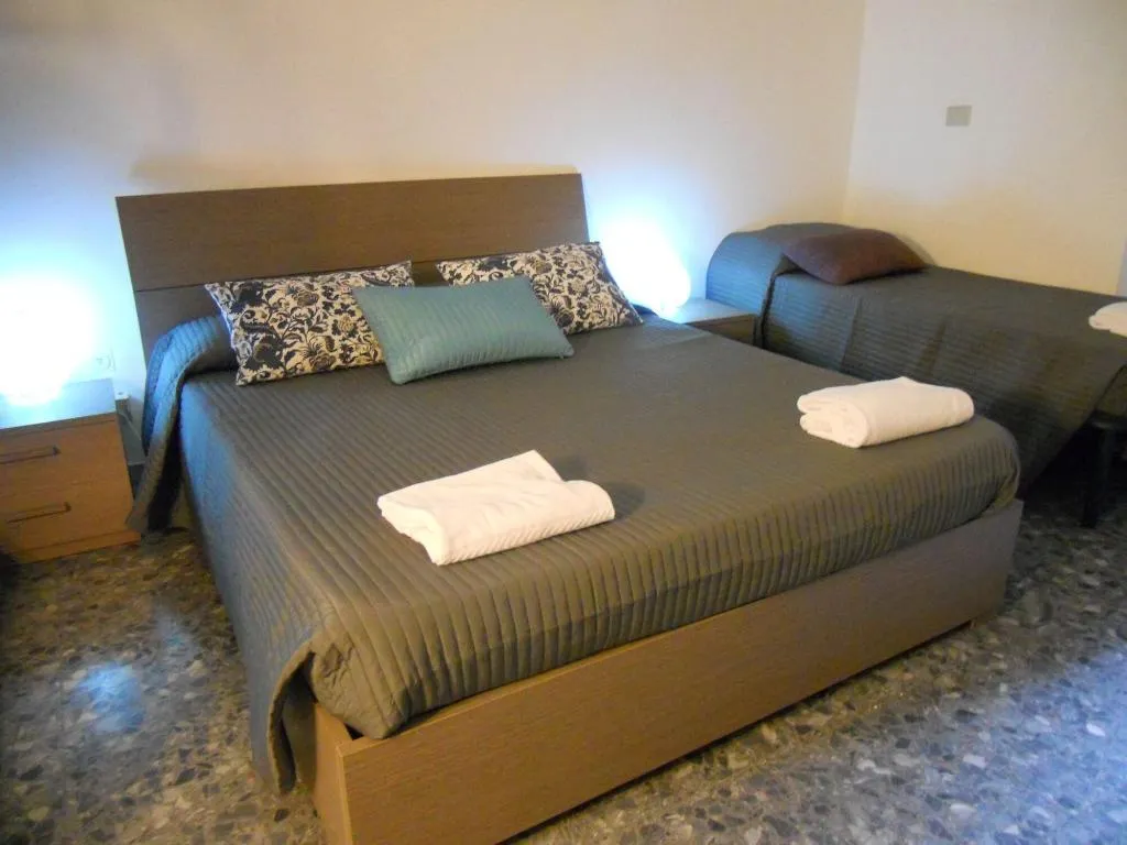 Room, Aloha Rome 2 B&B, Naples