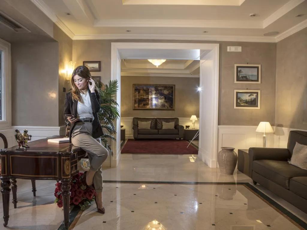 Lobby, Hotel San Pietro, Naples