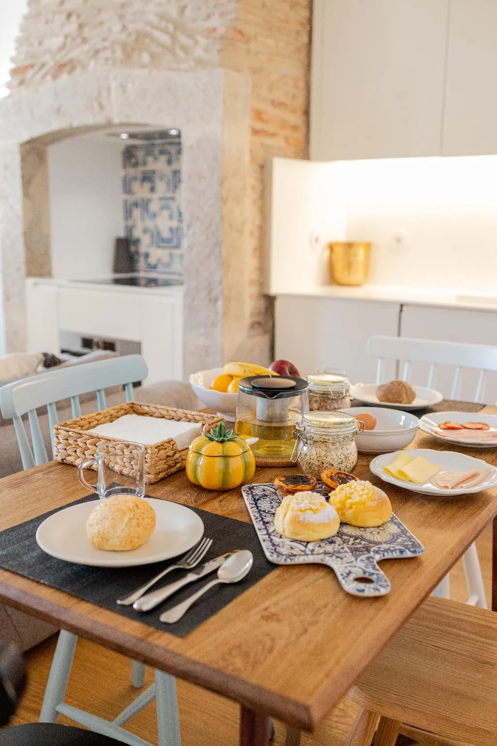 APARTMENT DELUXE ONE BEDROOM Room, Almaria - Edificio Officina Real, Lisbon