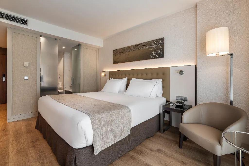 Double or Twin DELUXE Room, Eurostars das Letras, Lisbon
