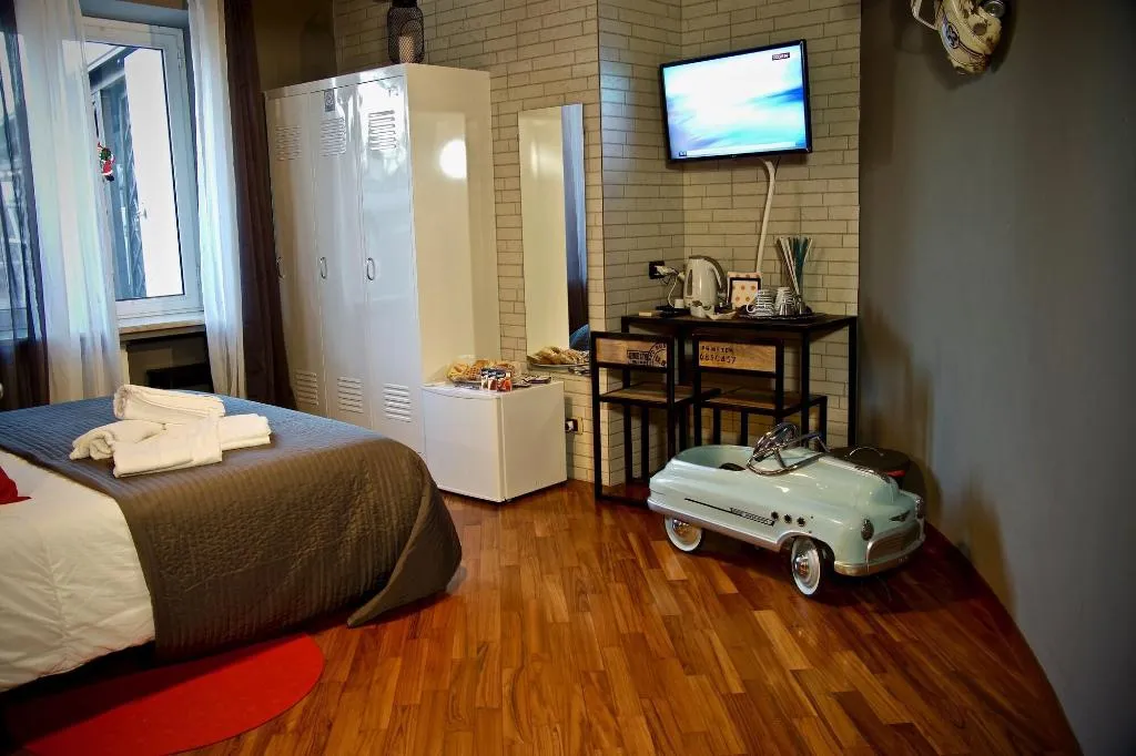 Room, B&b A'Luggetella, Naples