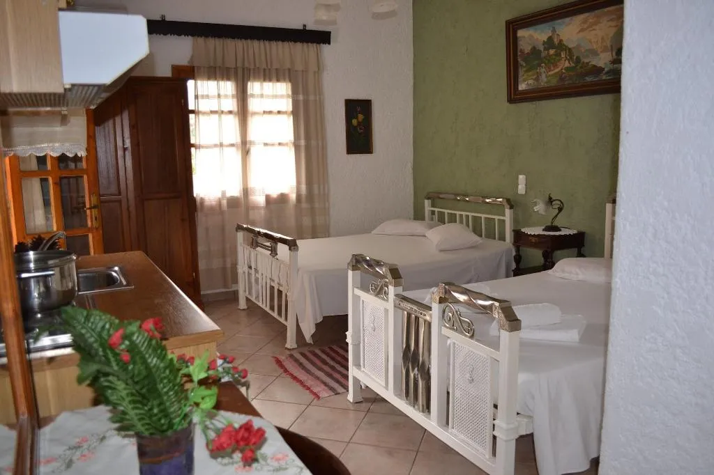 Room, Keramos, Crete