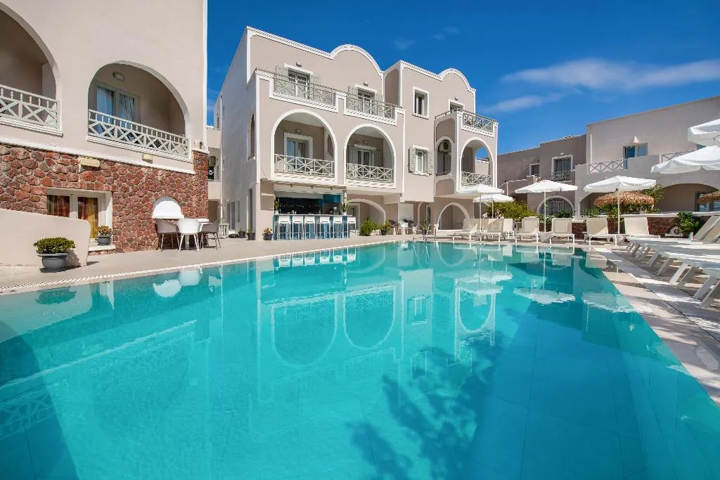 Pool, Fomithea, Santorini