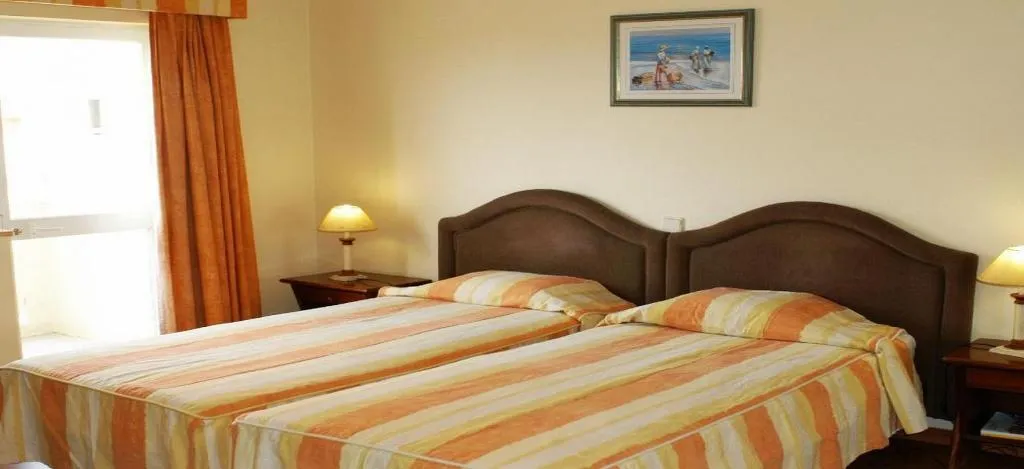 Double or Twin CLASSIC Room, Baía Beach Hotel, Algarve