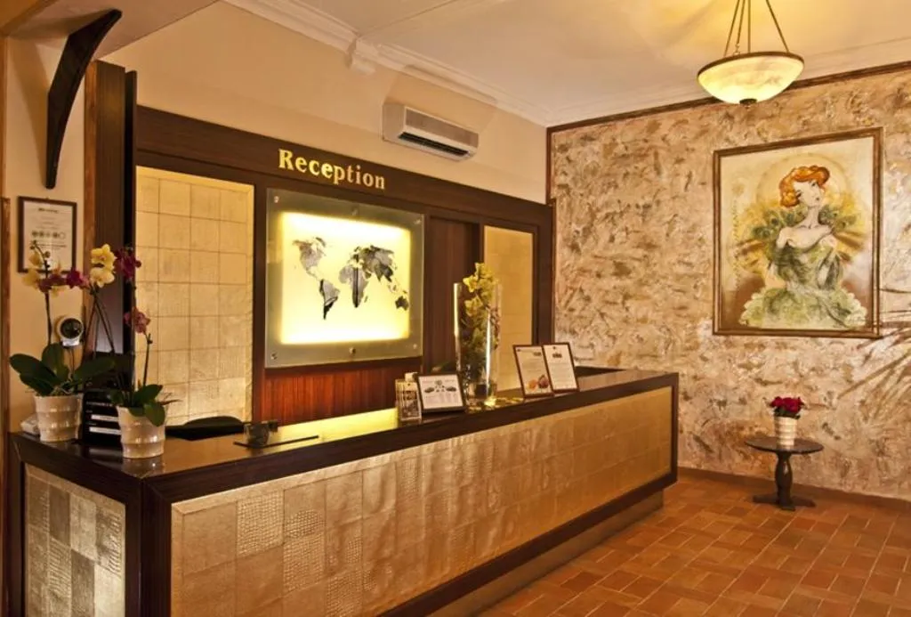 Lobby, Praga 1, Prague