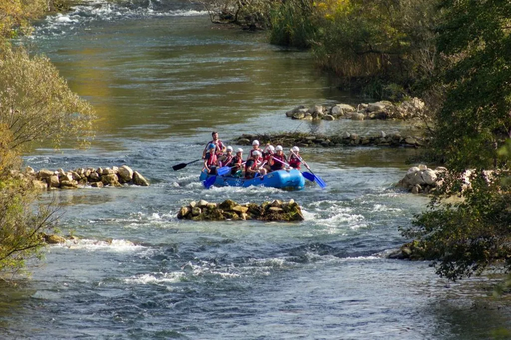 Sports and Entertainment, Inn By The River, Split