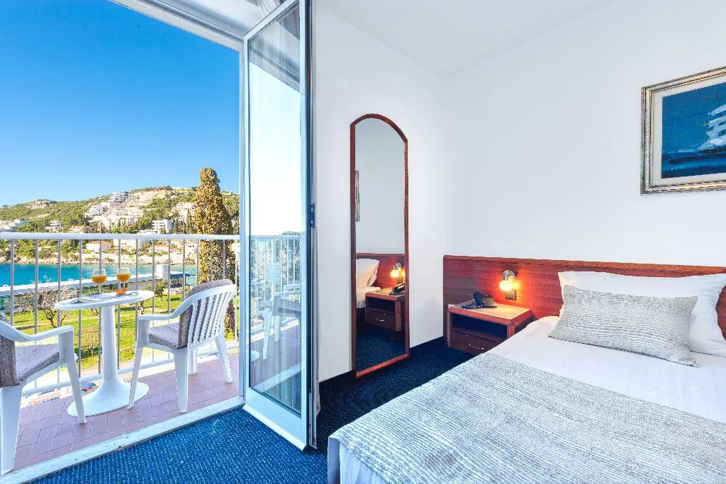 DOUBLE SEA VIEW WITH BALCONY Room, Komodor, Dubrovnik