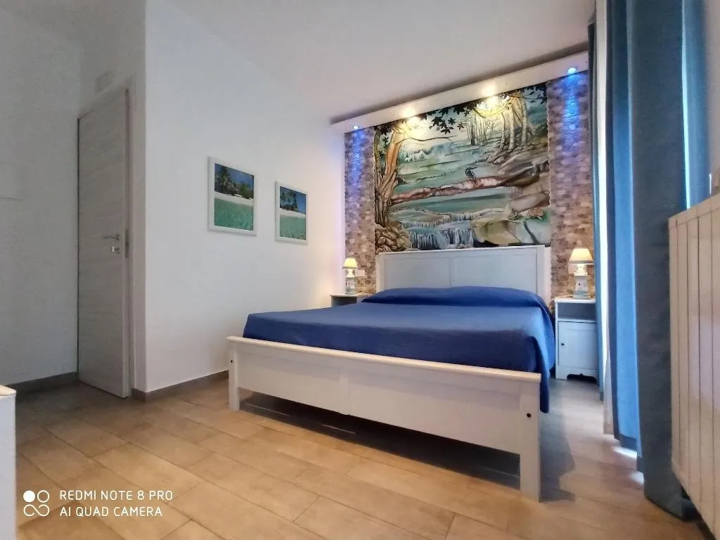 Room, Triskeles, Taormina