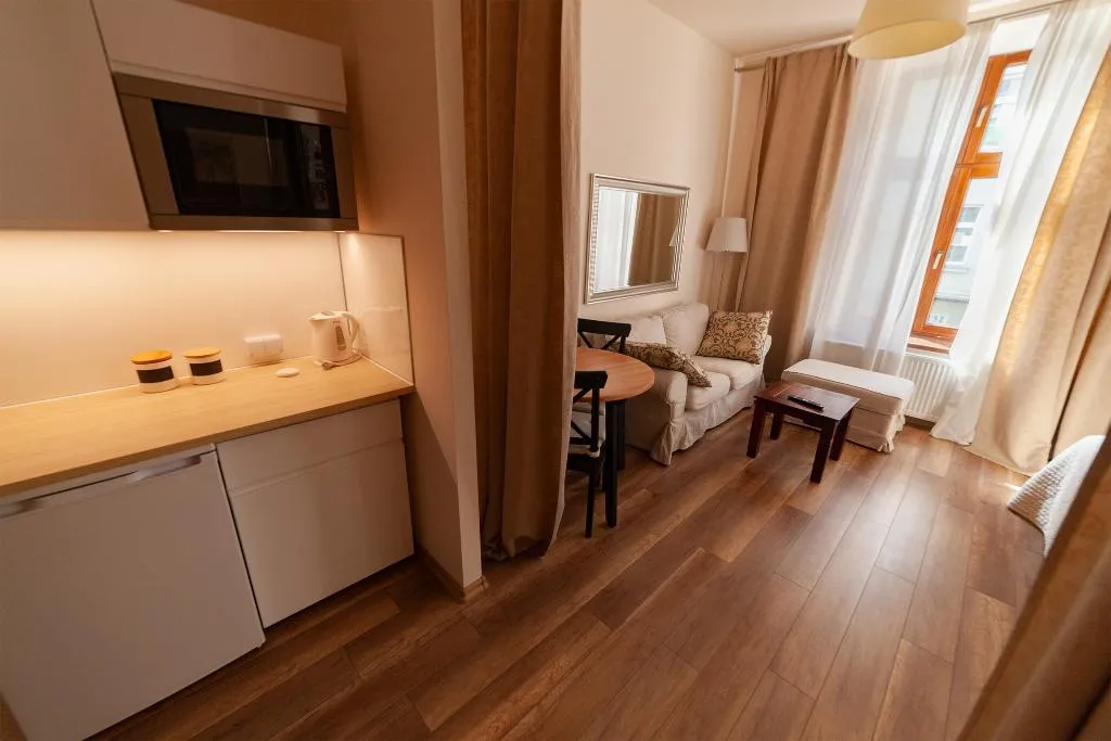 STUDIO QUEEN SIZE BED Room, Lounge Apartments, Krakow