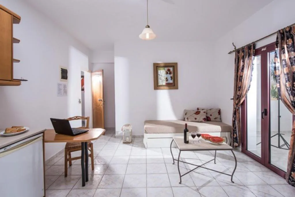 STUDIO CAPACITY 3 Room, Irida Apartments Malia by Estia, Crete