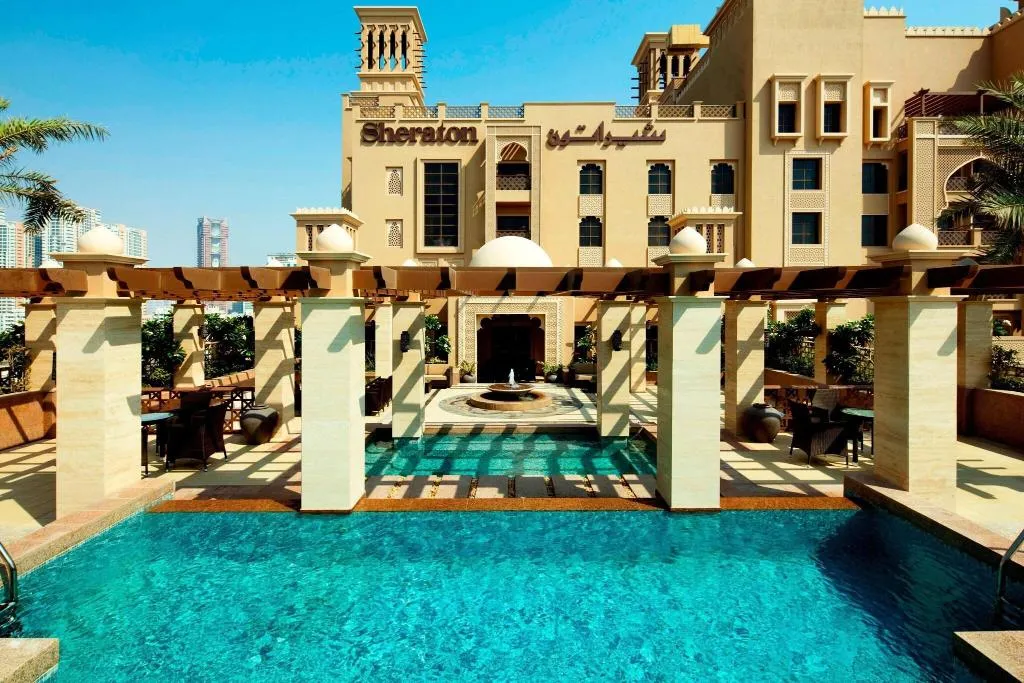 Pool, Sheraton Sharjah Beach Resort & Spa, Dubai