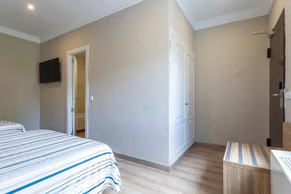 Room, Best Osuna Madrid Feria, Madrid