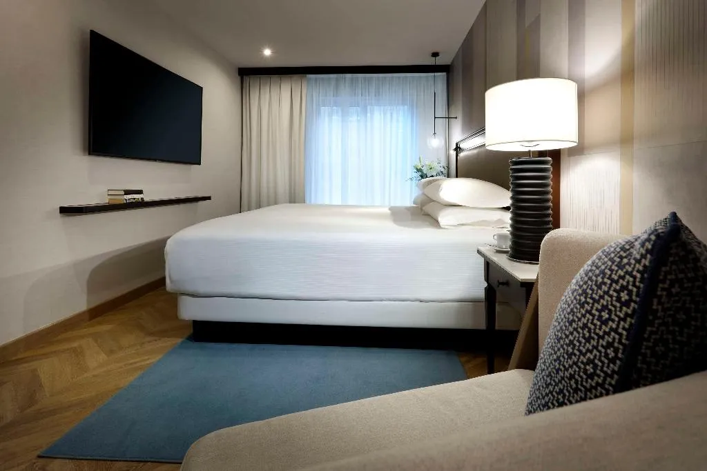 Room WITH TERRACE Room, Hyatt Regency Hesperia Madrid, Madrid