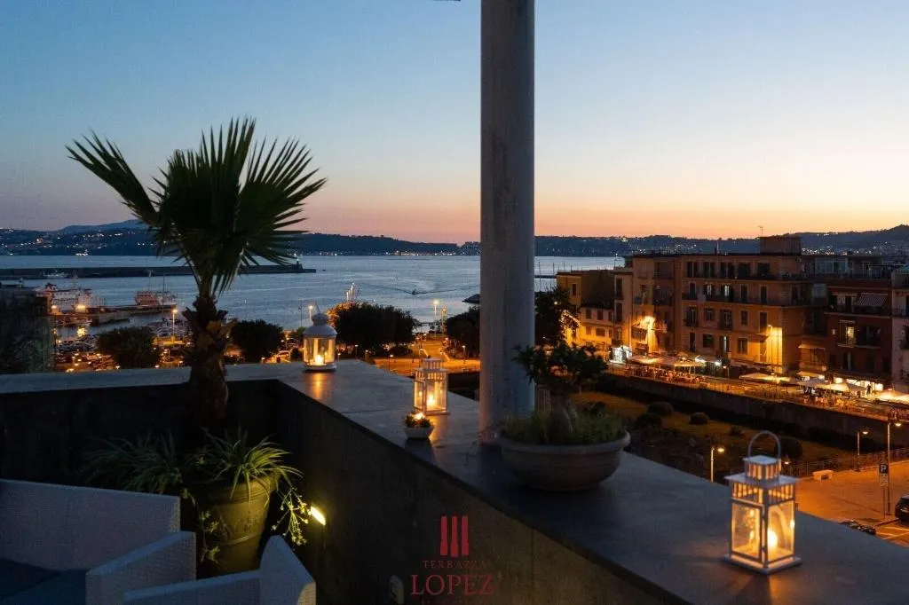 Room, Hotel Neronensis, Naples