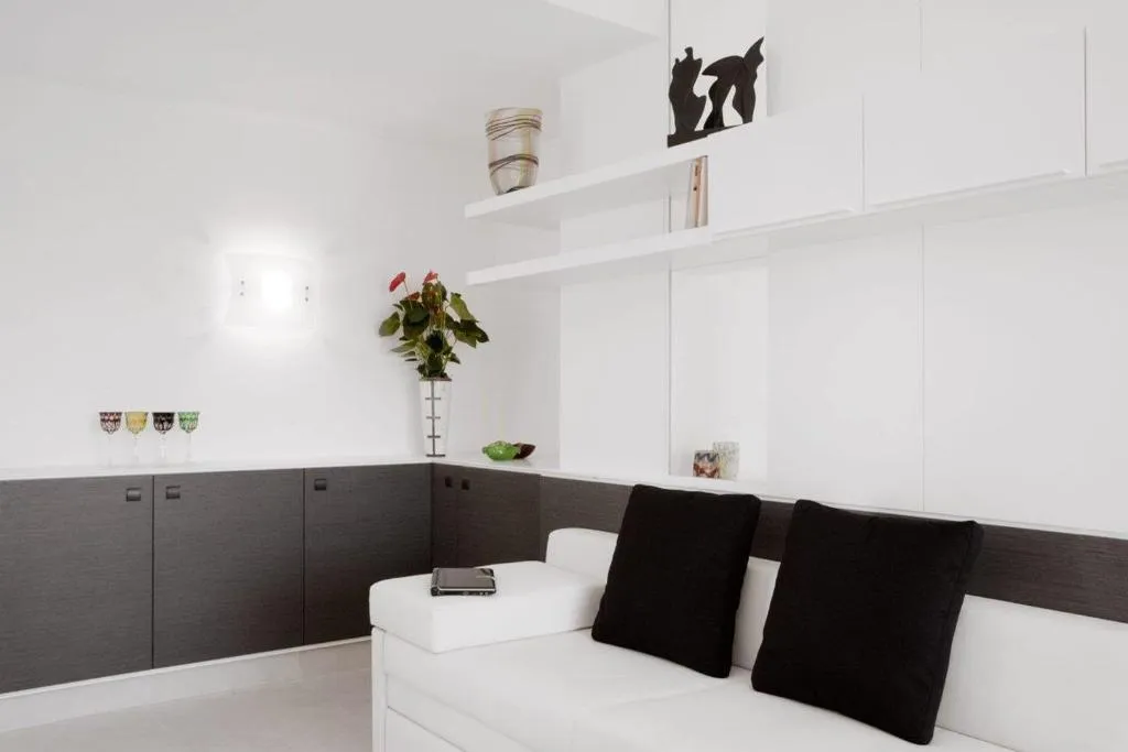 Lobby, Lungotevere Suite, Rome