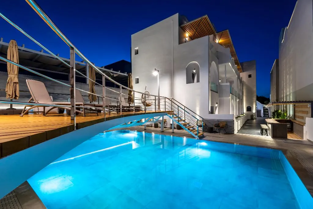 Pool, Deluxe Suites Santorini, Santorini