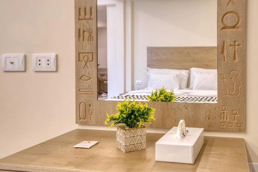 DOUBLE STANDARD Room, The Gate Hotel Front Pyramids & Sphinx View Hotel, Cairo