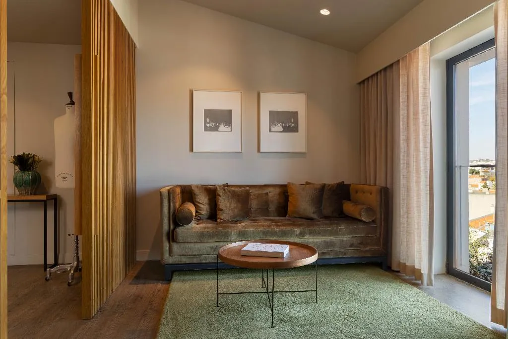 DOUBLE PREMIUM CITY VIEW Room, Memmo Príncipe Real - Design Hotels, Lisbon
