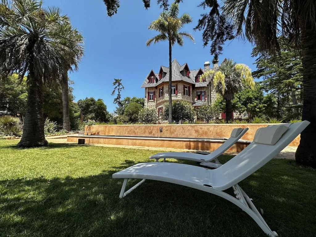 Sports and Entertainment, Chalet Ficalho, Lisbon