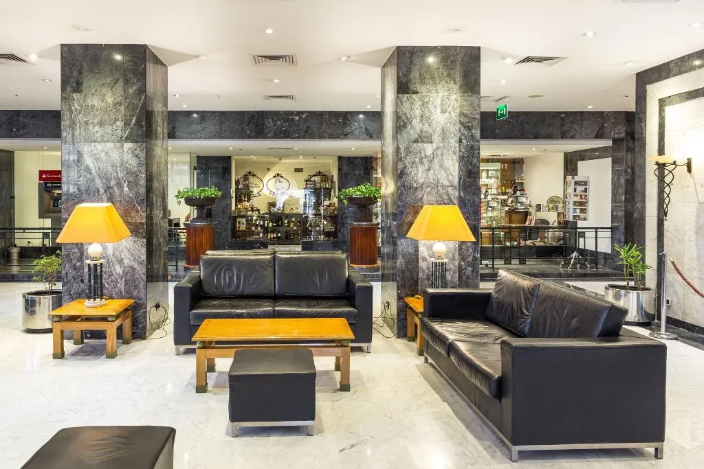 Lobby, Radisson Blu Hotel, Lisbon, Lisbon