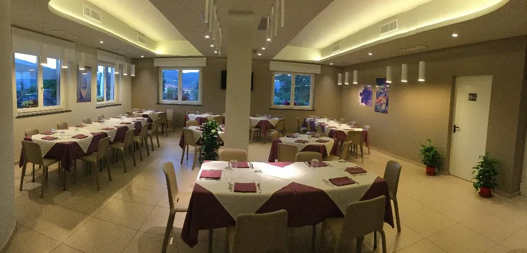 Restaurant, Mareneve Resort, Catania