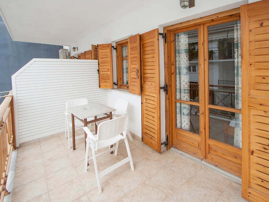 TRIPLE STANDARD Room, Pension Laura, Skiathos