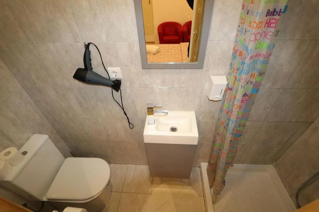 Room, Welcome Hostel, Lisbon